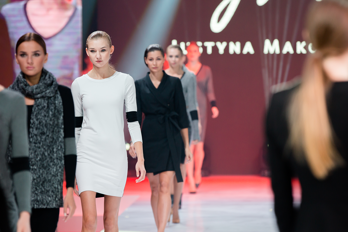 Kolekcja damska, pokaz mody projektantki Justyna Makowska