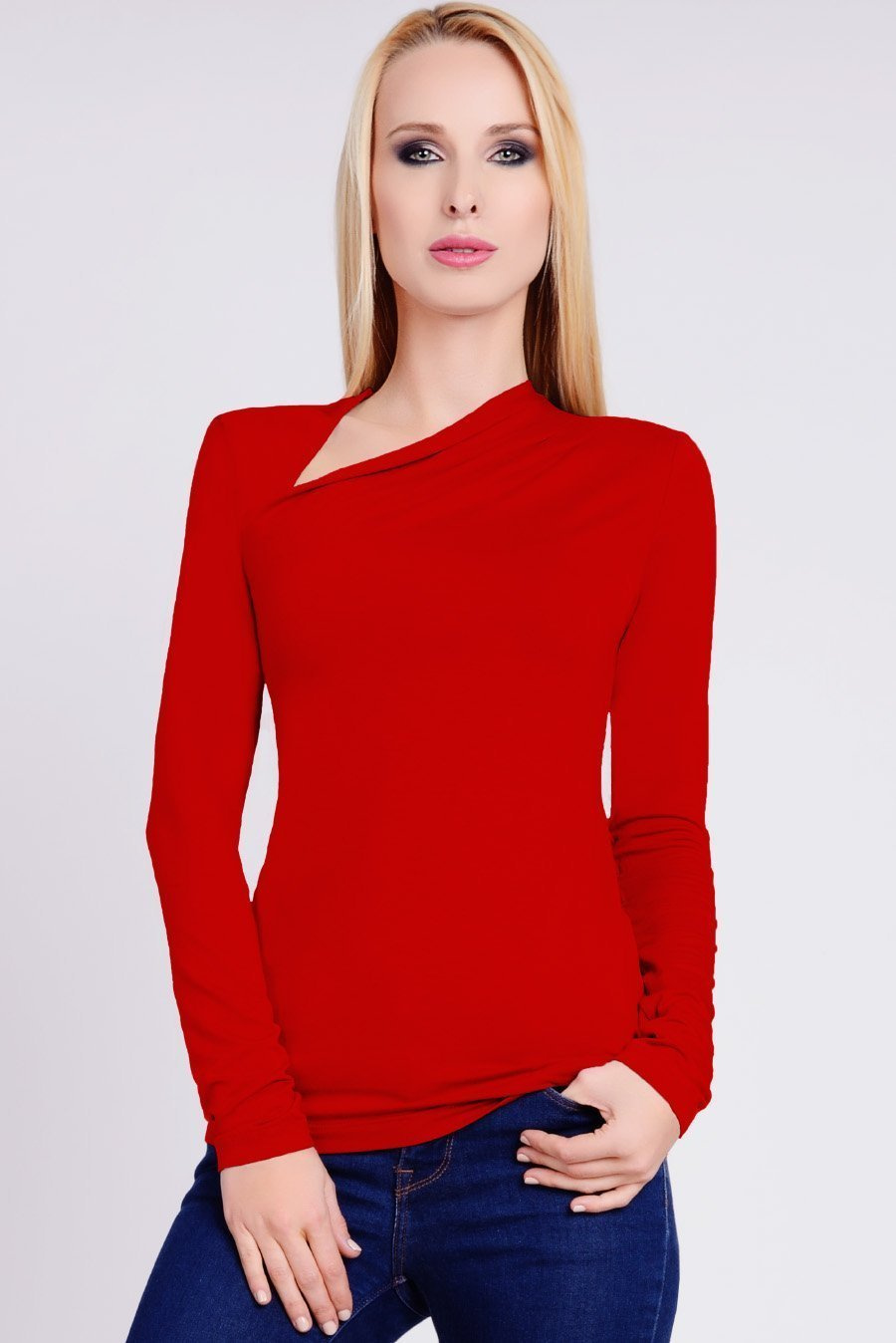 Beżowa bluzka z dzianiny z asymetrycznym dekoltem - CAMILA